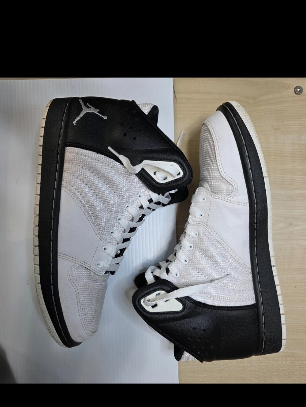 Nike Air Jordan 1 Flight 4 Sneakers M8.5 Athletic Shoes Trainers Excellent